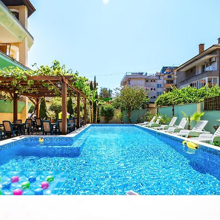 Paradise Chernomorets Bagian luar foto