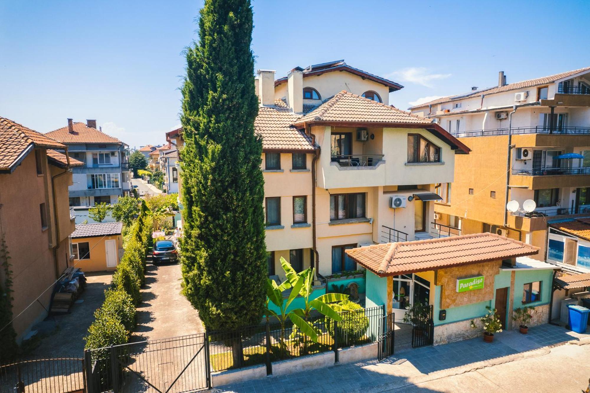 Paradise Chernomorets Bagian luar foto